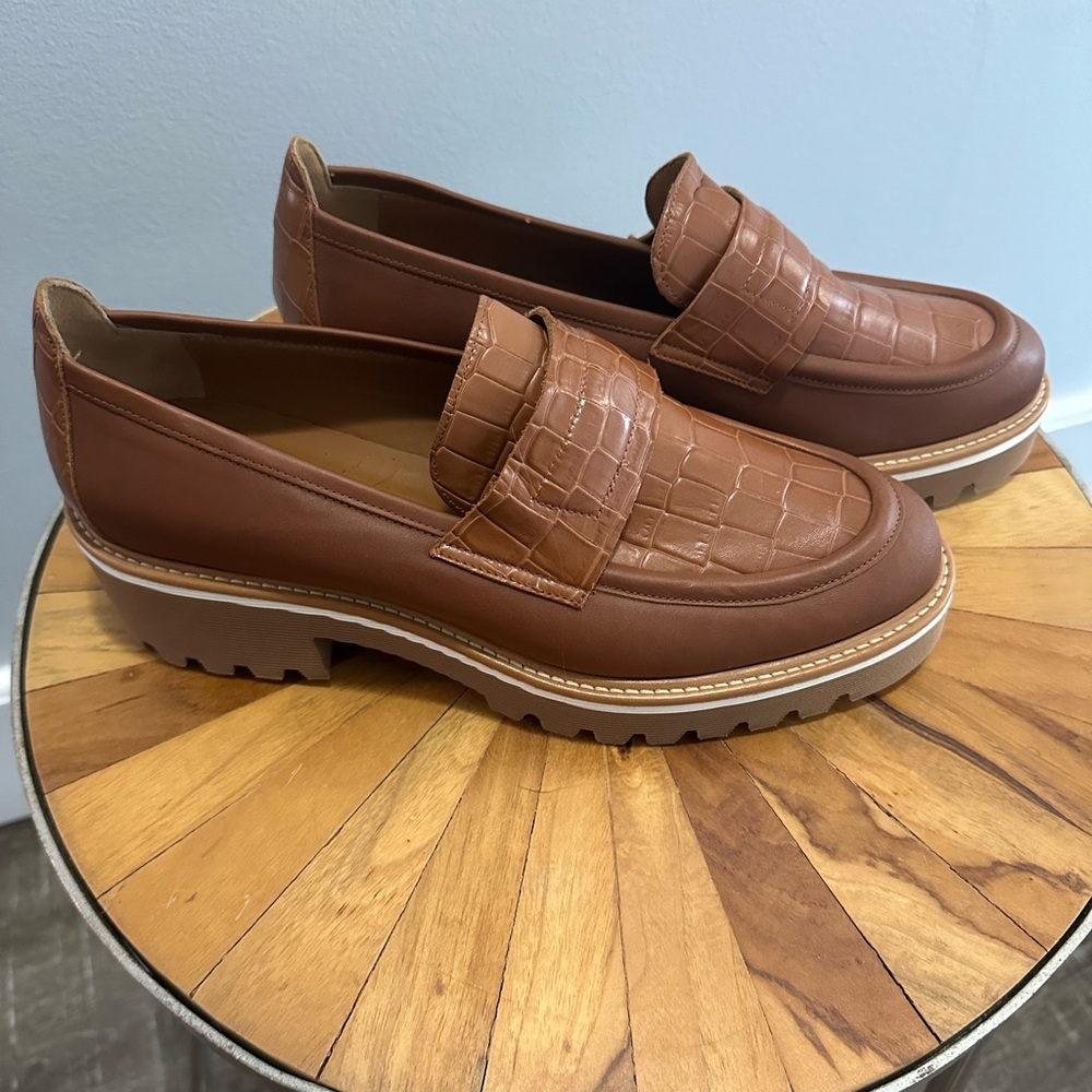 The Elsa brown loafer